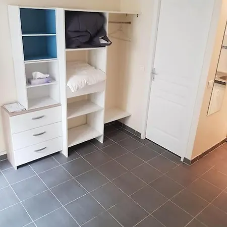 Near Eiffel Tower - Apartment *